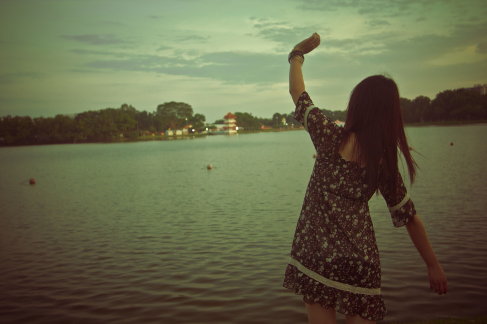 http://i.dcview.tw/gallery/201109/9a0867d900be1c444289e77c06e76c4d.jpg