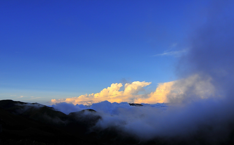 http://i.dcview.tw/gallery/201109/a317a1d51ce1335220ceba1ceed6aefb.jpg