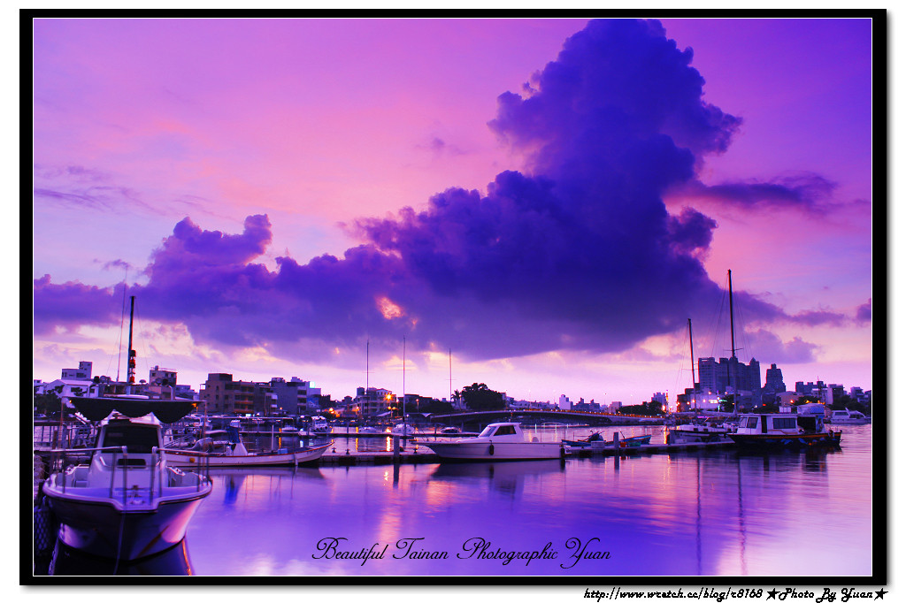 http://i.dcview.tw/gallery/201109/b44c8d1fa329847c86df609c74d4b6bf.jpg
