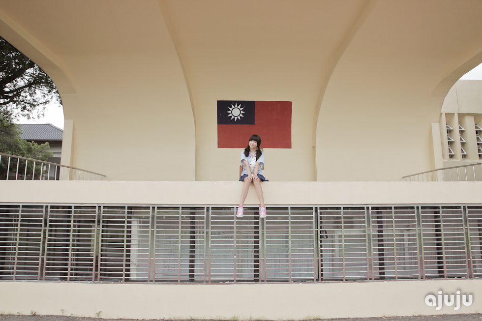 http://i.dcview.tw/gallery/201109/b6525aa4334f1fe771784442a5972d5f.jpg