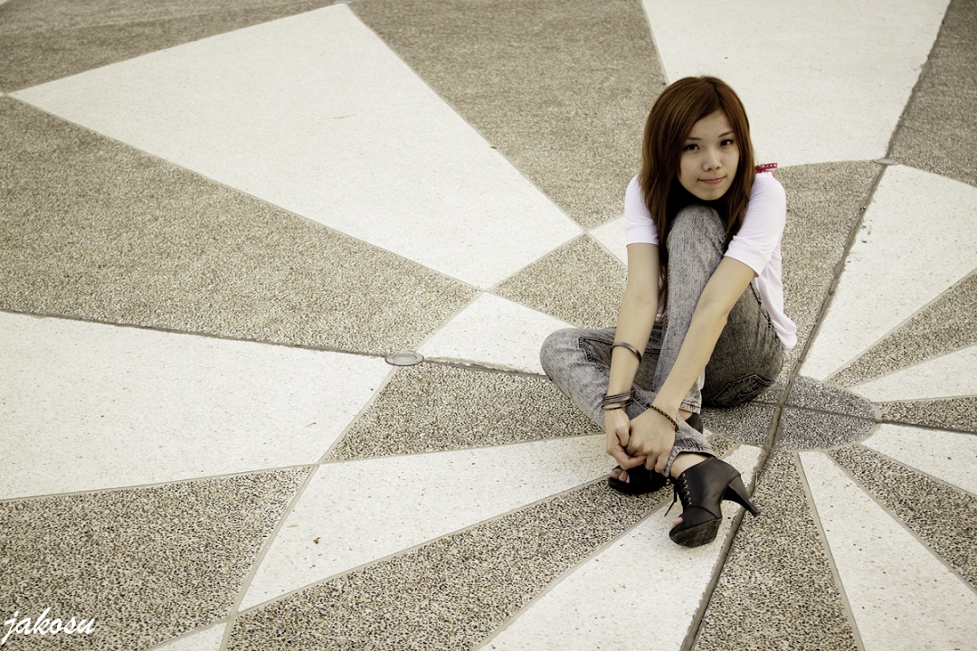 http://i.dcview.tw/gallery/201109/d06c0f075cab31c101a212e811779ef8.jpg
