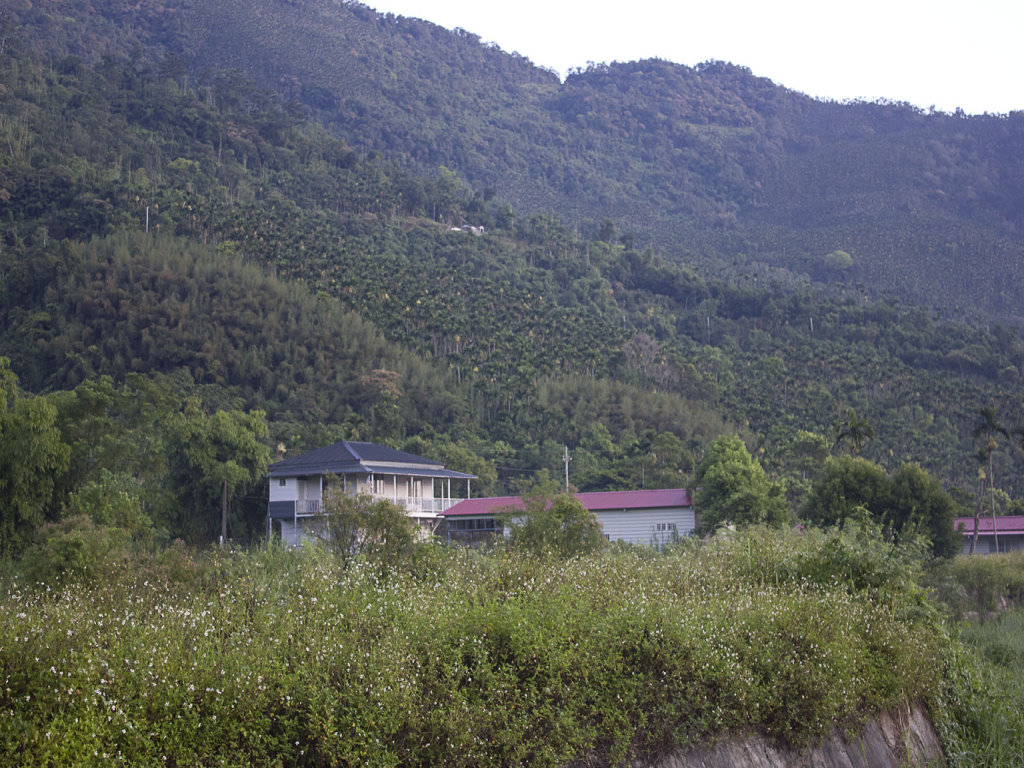 http://i.dcview.tw/gallery/201109/f18591fa5783a17d6e268ec484be5f90.jpg
