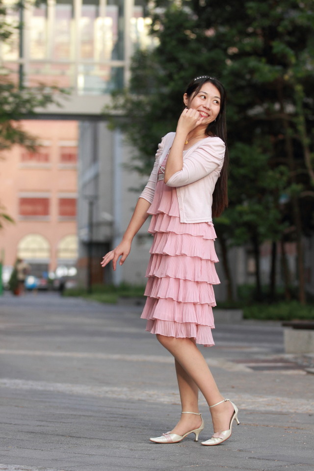 http://i.dcview.tw/gallery/201110/1329a76f08c14b26c02f346b1d0570af.jpg