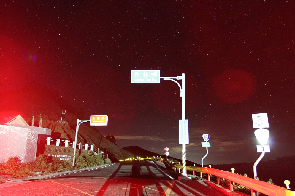 http://i.dcview.tw/gallery/201110/19bc74586438411a7ab7f73f34438534.jpg