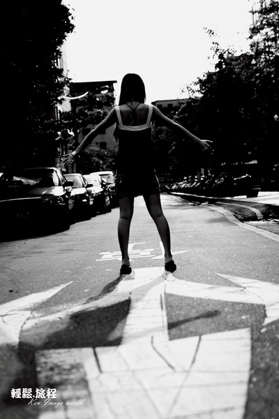 http://i.dcview.tw/gallery/201110/1cf7ac94e0fd62d516db84021f6dd0d3.jpg
