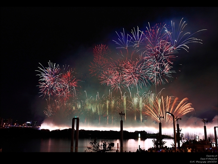 http://i.dcview.tw/gallery/201110/2e6f6af905b2a24cd054ae02688fb81f.jpg