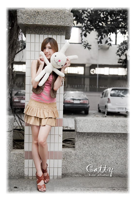 http://i.dcview.tw/gallery/201110/31119ebc32f26914b78be81b6a0794d0.jpg