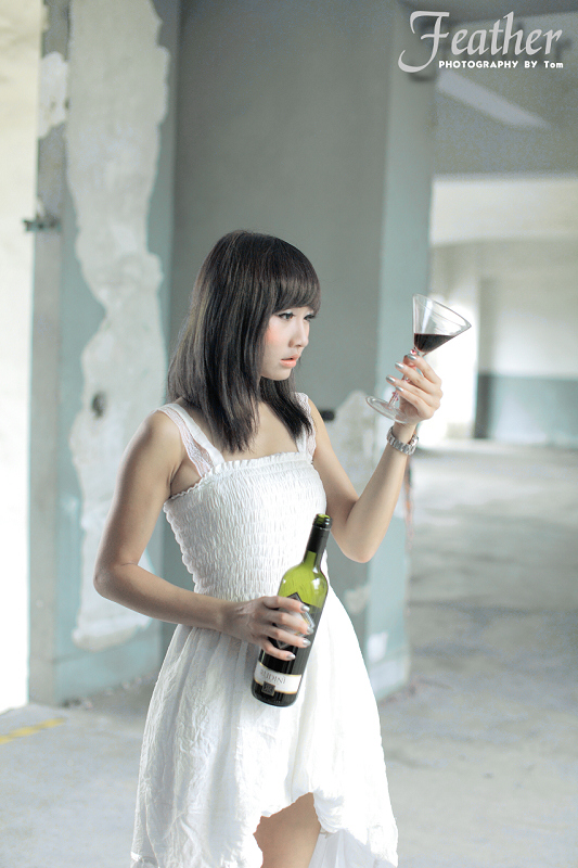http://i.dcview.tw/gallery/201110/5444623eb8f46cfd80d69f99cc445d6a.jpg