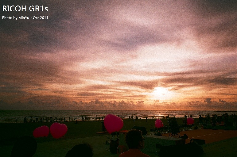 http://i.dcview.tw/gallery/201110/61499fbc7ada277a534e462716a1be25.jpg
