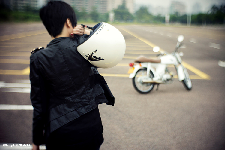 http://i.dcview.tw/gallery/201110/759ccd5bb824a77838e98471d5cd020e.jpg