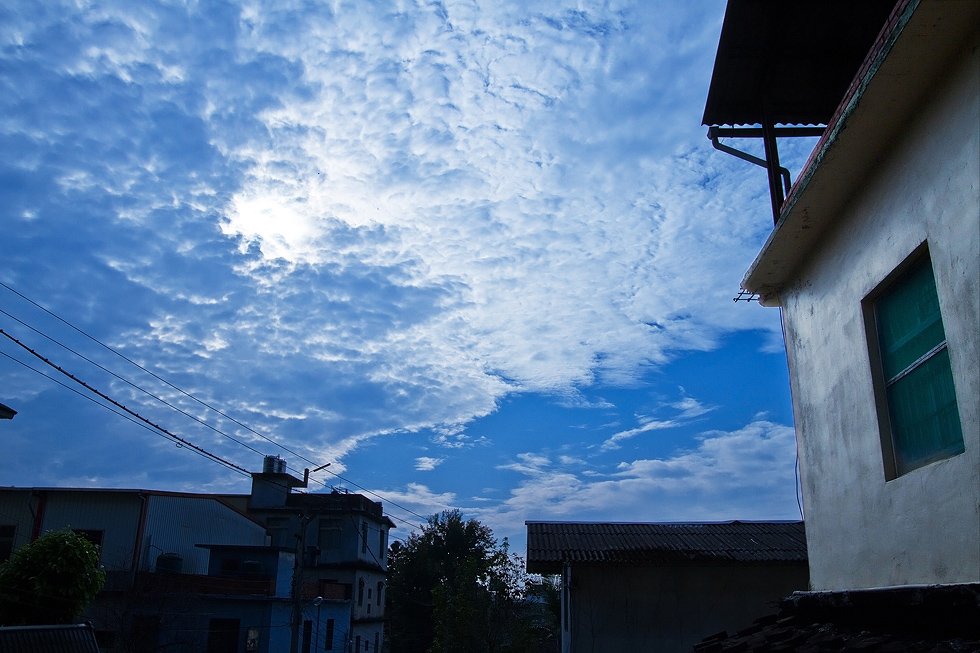 http://i.dcview.tw/gallery/201110/7b484f0b3860d33e9ae97a4e09fffc73.jpg