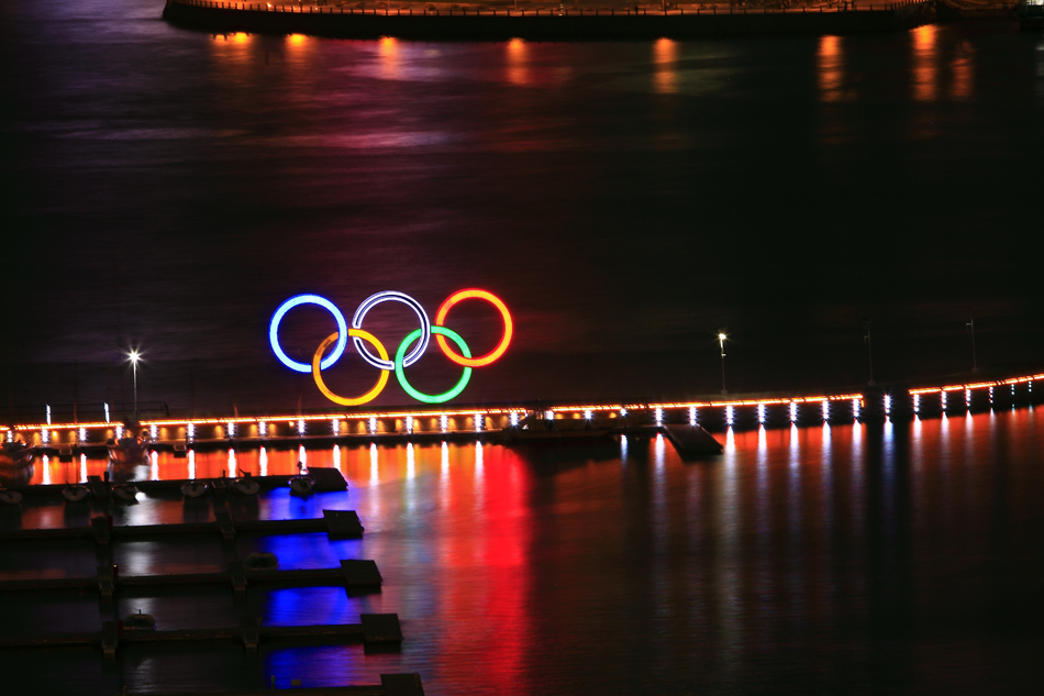 http://i.dcview.tw/gallery/201110/8c2fbfb57257b388705305d0ec7f47eb.jpg