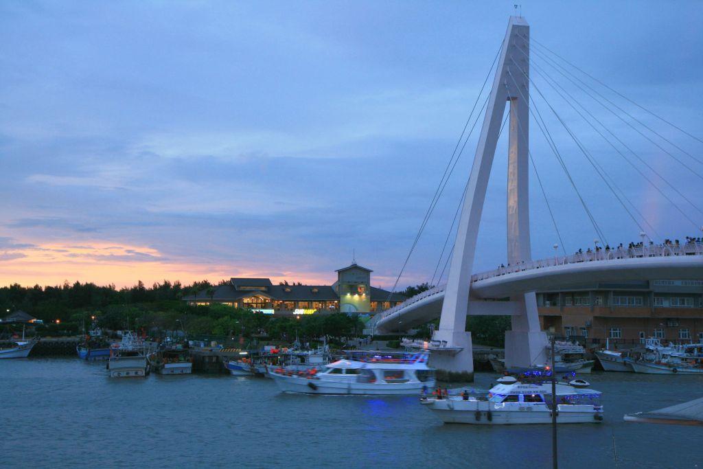 http://i.dcview.tw/gallery/201110/97b8090ddf33a8b267d46fda63a03812.jpg