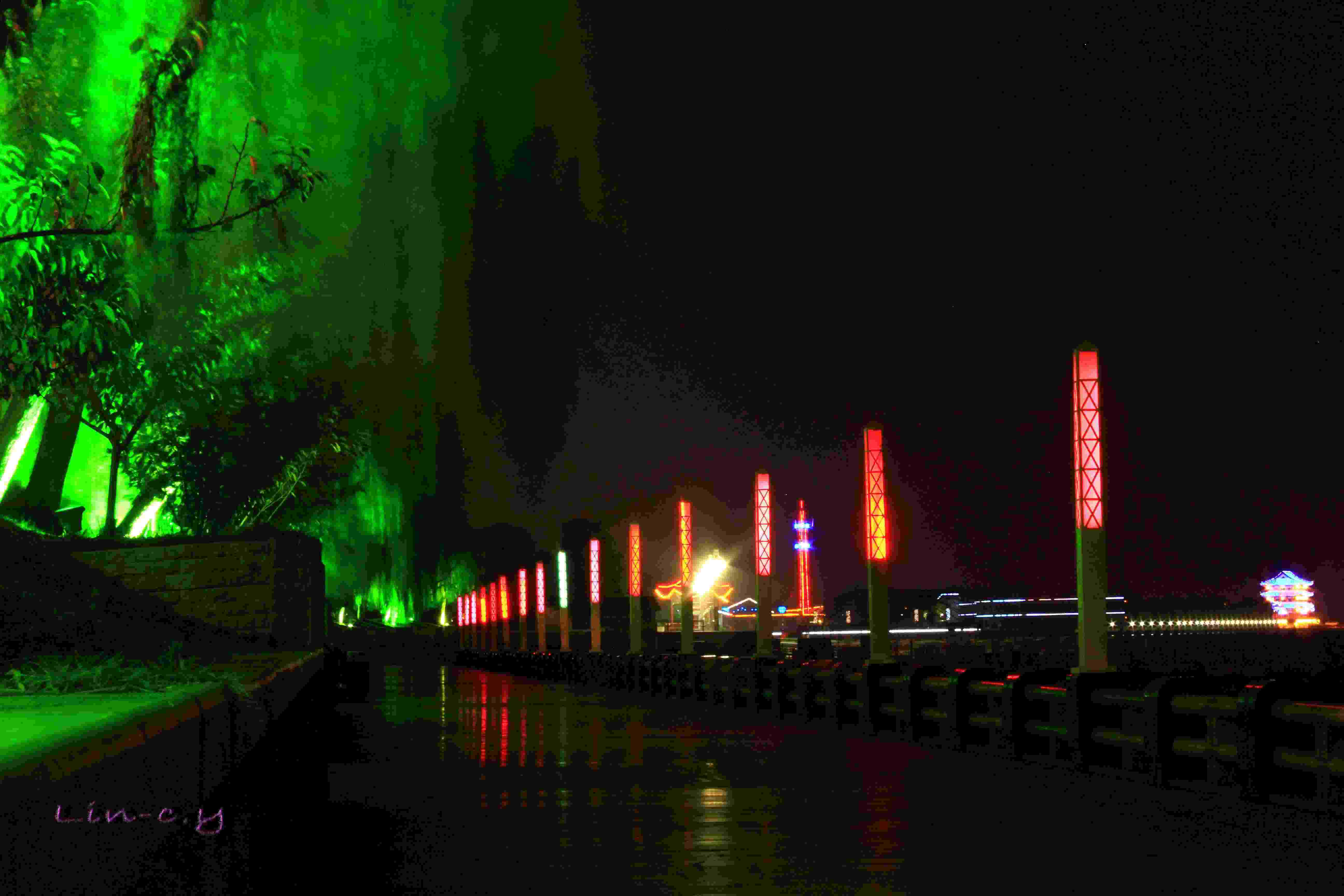 http://i.dcview.tw/gallery/201110/a927402bbb9ad07c1f238107a3c31814.jpg