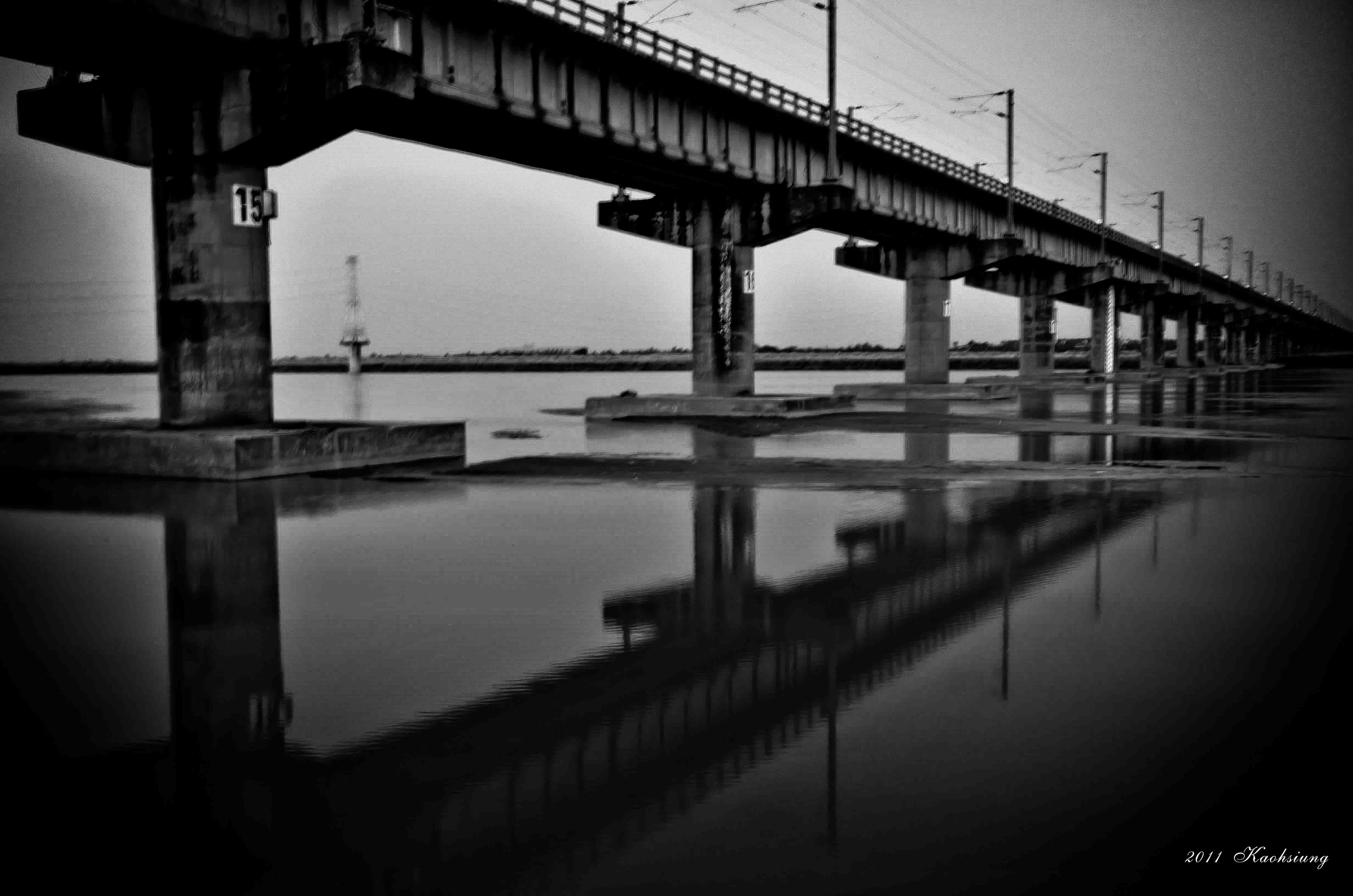 http://i.dcview.tw/gallery/201110/a97ac51ed113f3f26c621d33b86fbe15.jpg