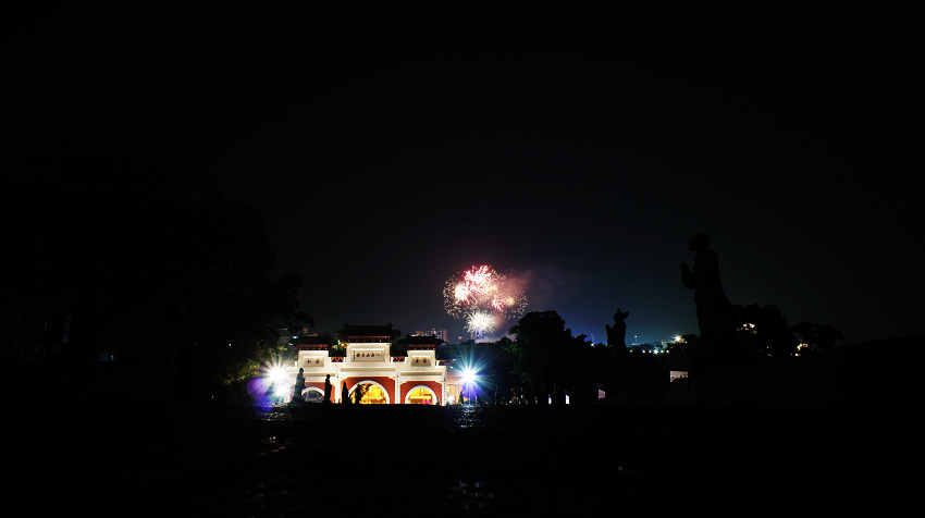 http://i.dcview.tw/gallery/201110/b7475c71246382362ad4722e5f304db2.jpg