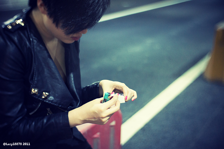 http://i.dcview.tw/gallery/201110/c2c4596947cb09983fdd2d014039e0a7.jpg