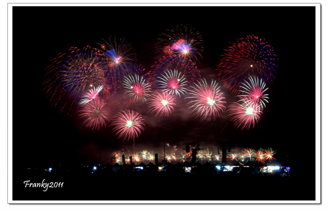 http://i.dcview.tw/gallery/201110/c3cb5a5be3cda747b706096bef5f18d2.jpg