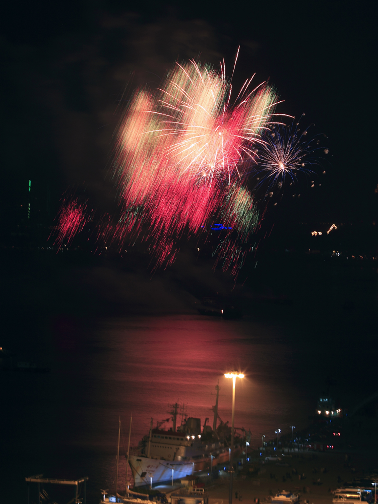 http://i.dcview.tw/gallery/201110/c64a7286d96db0c8bef895b5094ebe97.jpg