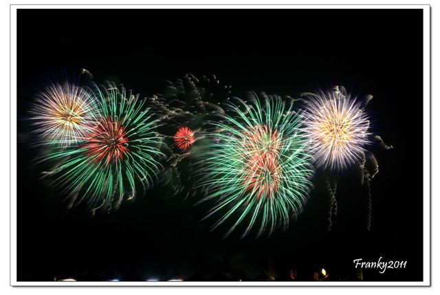 http://i.dcview.tw/gallery/201110/d167e772a647f2262095f5c204a9f10b.jpg