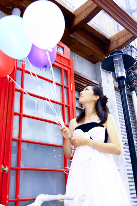 http://i.dcview.tw/gallery/201110/dc6de418810d4be7884c4640c77503e8.jpg