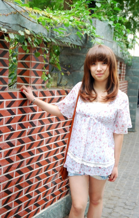 http://i.dcview.tw/gallery/201111/08cf72f66de38d4413f502261377550b.jpg