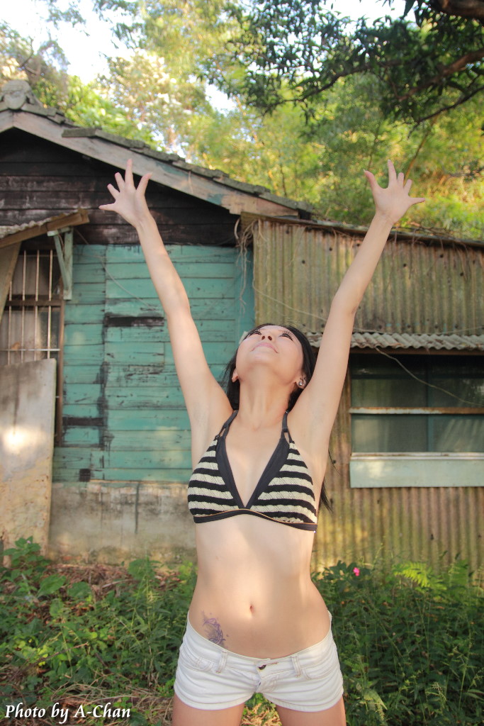 http://i.dcview.tw/gallery/201111/5eeff2384225b62614e87019dc13f05d.jpg