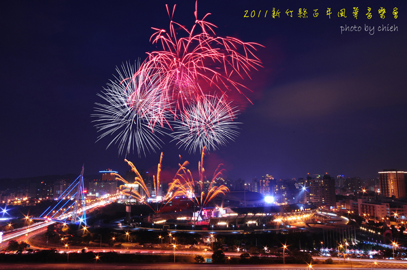 http://i.dcview.tw/gallery/201111/61167e6b080db40a1084f9e107f1a115.jpg