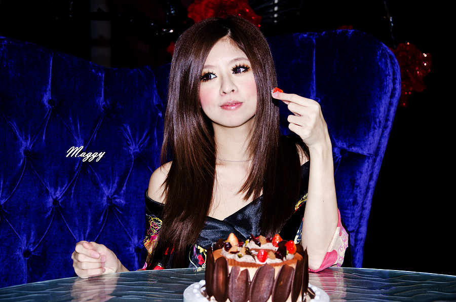 http://i.dcview.tw/gallery/201111/6a8cbb0ffae51216f9f7ada13b4b8c85.jpg