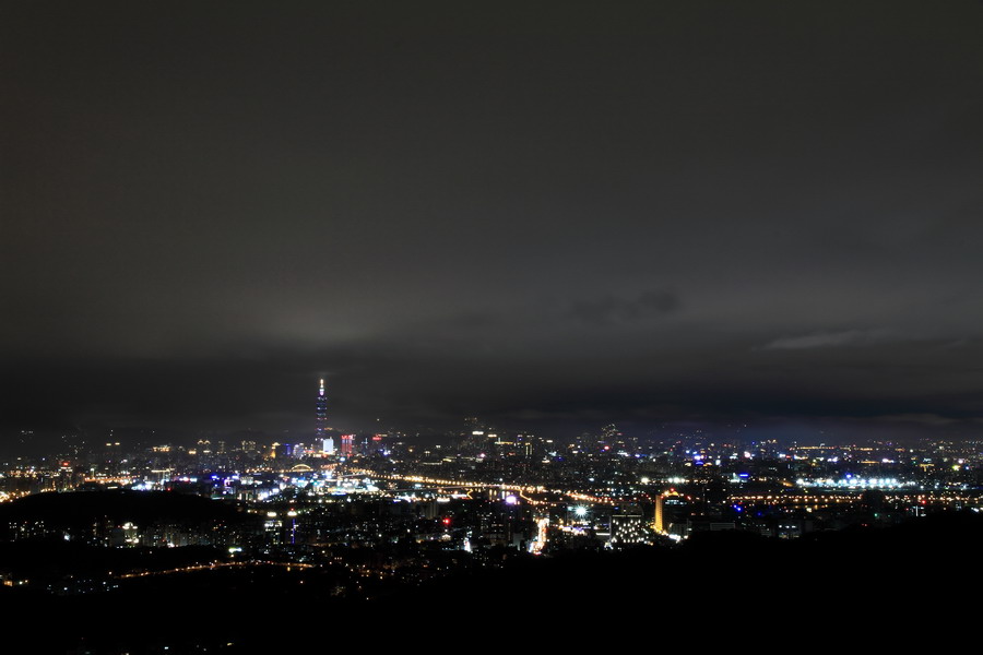 http://i.dcview.tw/gallery/201111/6ce62cbd718b357390b202814ebea86b.jpg