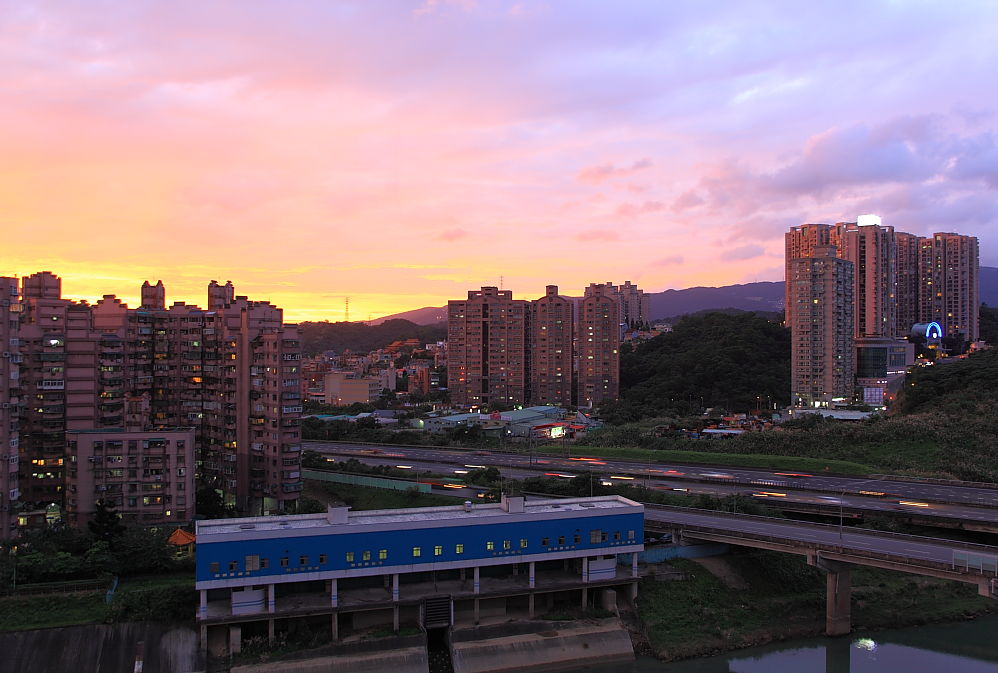 http://i.dcview.tw/gallery/201111/6f17d10b337404a1a238da4371531247.jpg