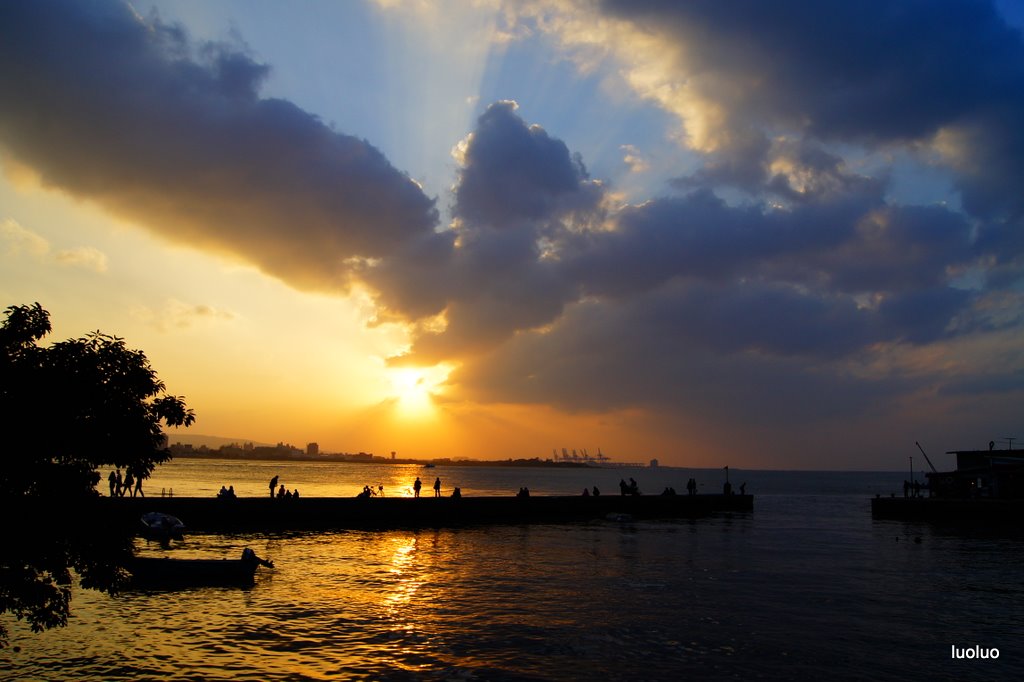 http://i.dcview.tw/gallery/201111/7ade9a1c908814f66a540072e53babdd.jpg