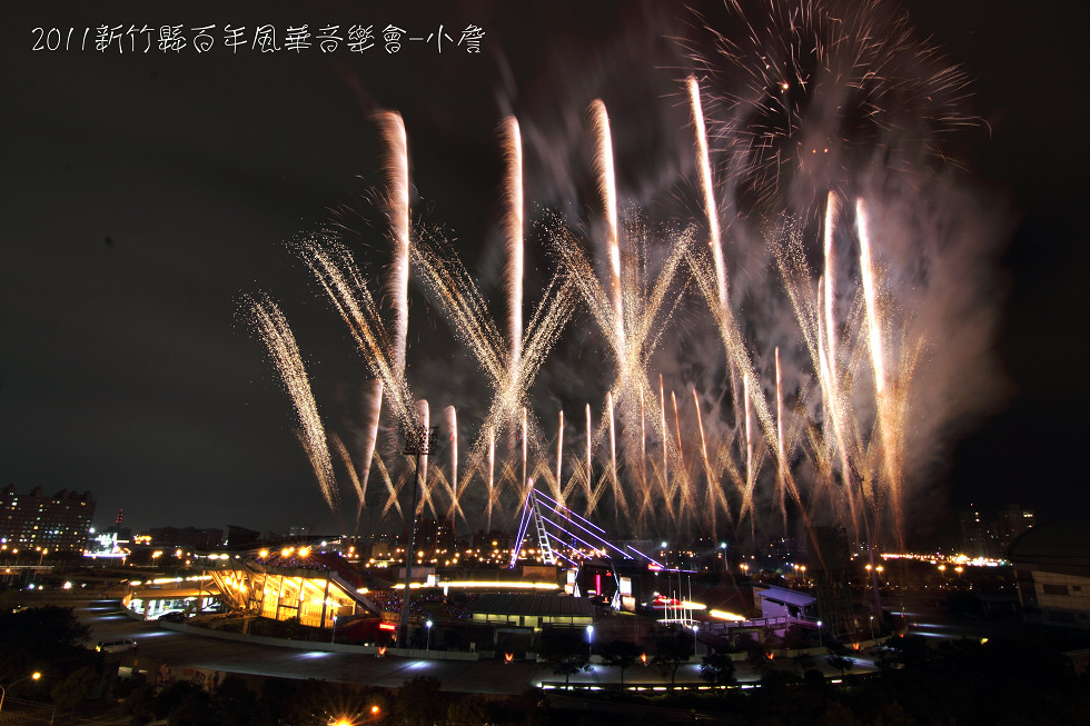 http://i.dcview.tw/gallery/201111/8289d3c58bc70b2aa6b233573ca3ee8d.jpg