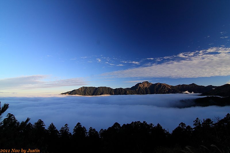 http://i.dcview.tw/gallery/201111/9739a6693e135570a96cb10176da4ede.jpg