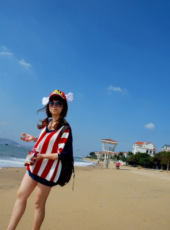 http://i.dcview.tw/gallery/201111/a488ebd946592ff5d0252ff38d423b8f.jpg
