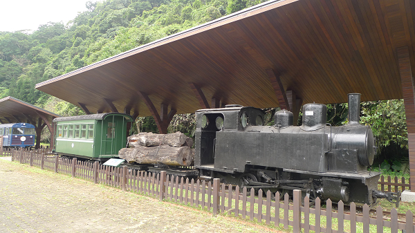http://i.dcview.tw/gallery/201111/a570ef944b8bcb10d395332015c7b48e.jpg