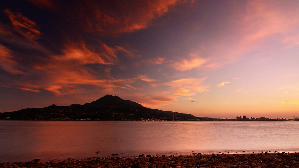 http://i.dcview.tw/gallery/201111/c1b3d814f6422d171e372c57320f0fc1.jpg