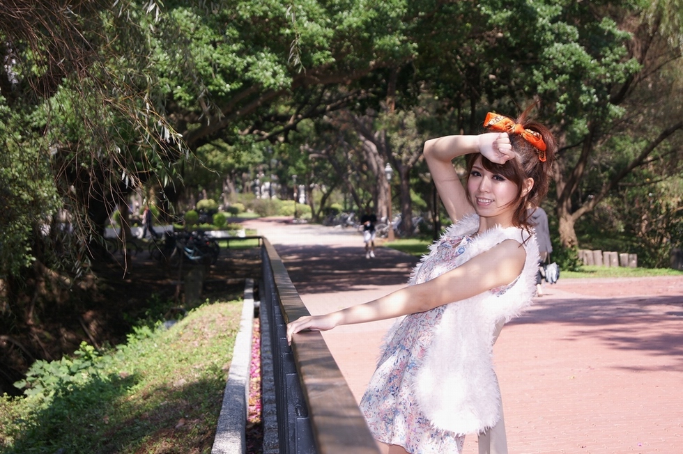 http://i.dcview.tw/gallery/201111/c2d42c889276b4b520a9193e4d320971.jpg