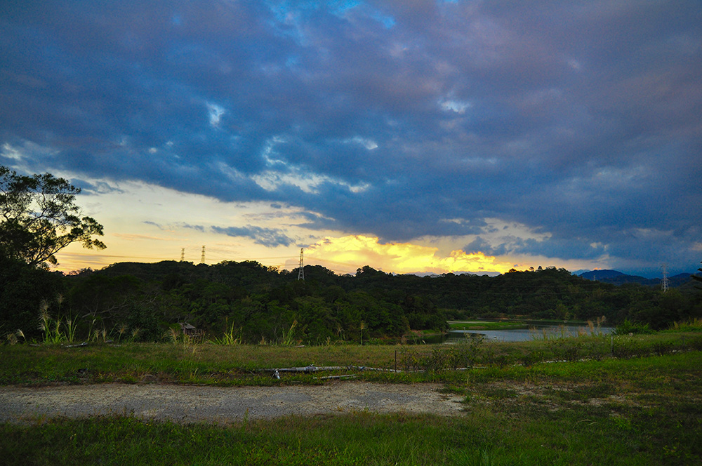 http://i.dcview.tw/gallery/201111/cc15230f6c6581b7b637f695aad9adab.jpg