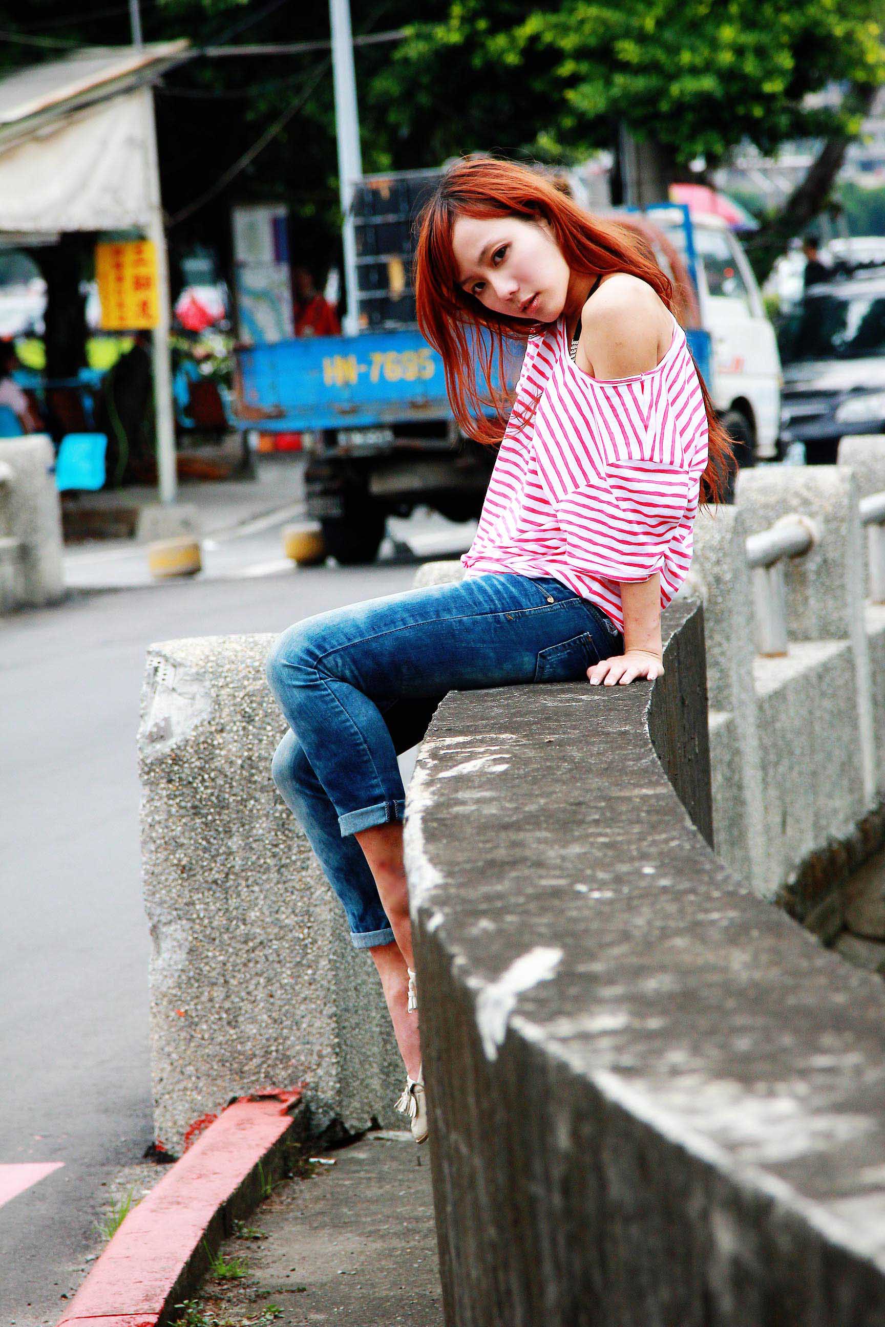 http://i.dcview.tw/gallery/201111/e439a35658668fd64e81f2d9ed421bfe.jpg