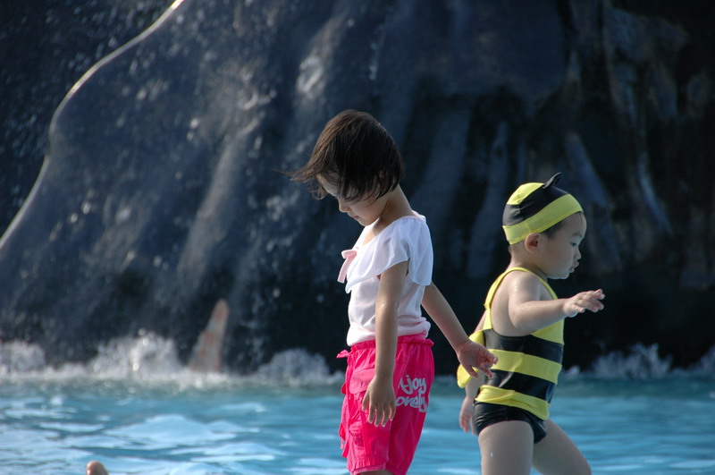 http://i.dcview.tw/gallery/201111/edd8c12ea667615920234e4c54073d38.jpg