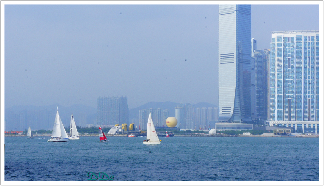 http://i.dcview.tw/gallery/201111/f94c72e6e3e9d9256358ab3442d50744.jpg
