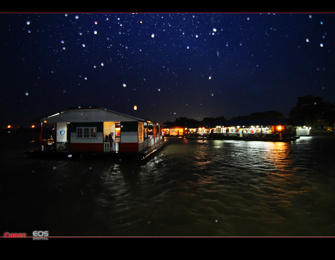 http://i.dcview.tw/gallery/201112/0f26f51f993db34352865894b9755eca.jpg