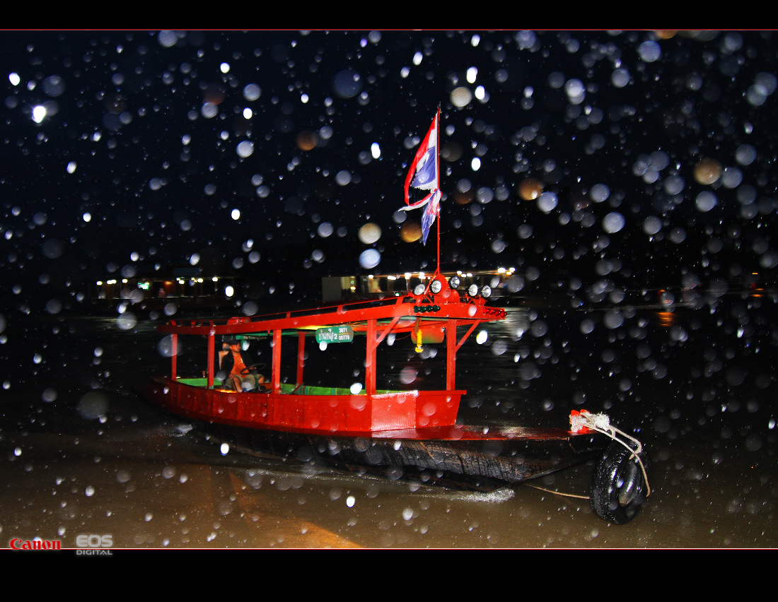 http://i.dcview.tw/gallery/201112/2c0d81df360ee59d921121d67bfc5257.jpg