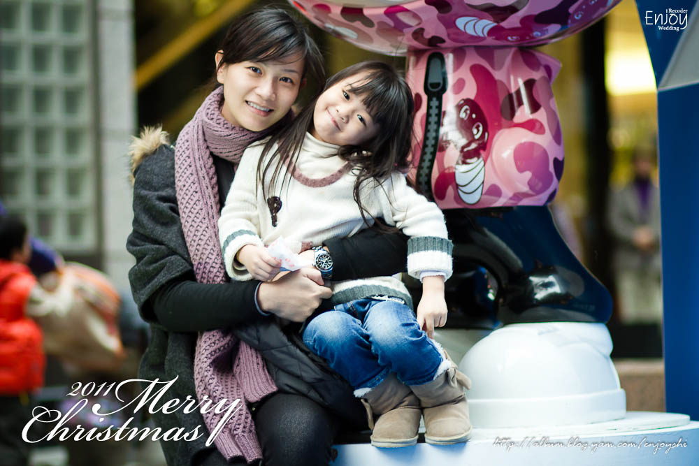 http://i.dcview.tw/gallery/201112/2d433ff4a75201a2a38e9d89c12c3ad0.jpg