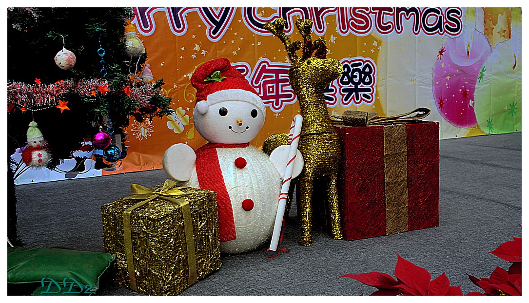 http://i.dcview.tw/gallery/201112/2f586ffab3fd904c8b42fe042ad576d0.jpg