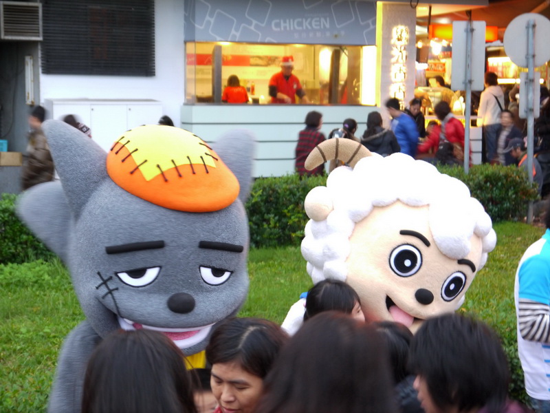 http://i.dcview.tw/gallery/201112/464dcae7a0edc250b72108f3a56306ec.jpg