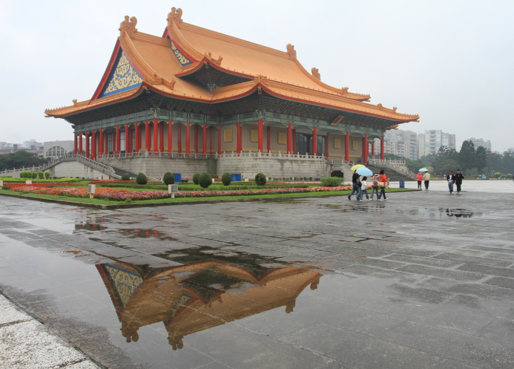 http://i.dcview.tw/gallery/201112/6b27fae465cda099f293d1579e1f3220.jpg