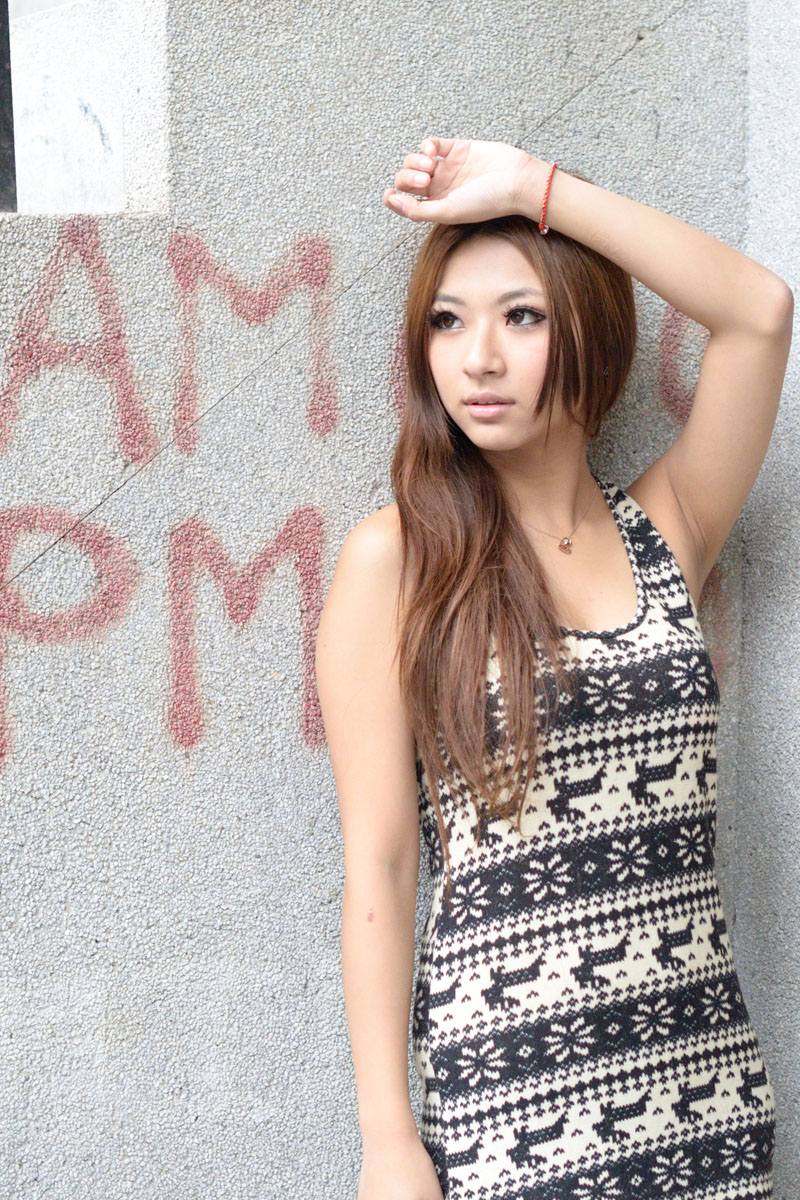 http://i.dcview.tw/gallery/201112/73692342e2de0a6399ae0124454dc263.jpg