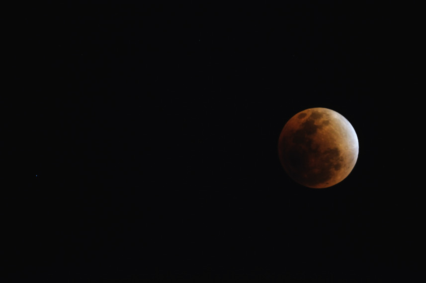 http://i.dcview.tw/gallery/201112/7759b34712af1d068a420c57fc40fecc.jpg